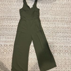 Green v neck jumpsuit